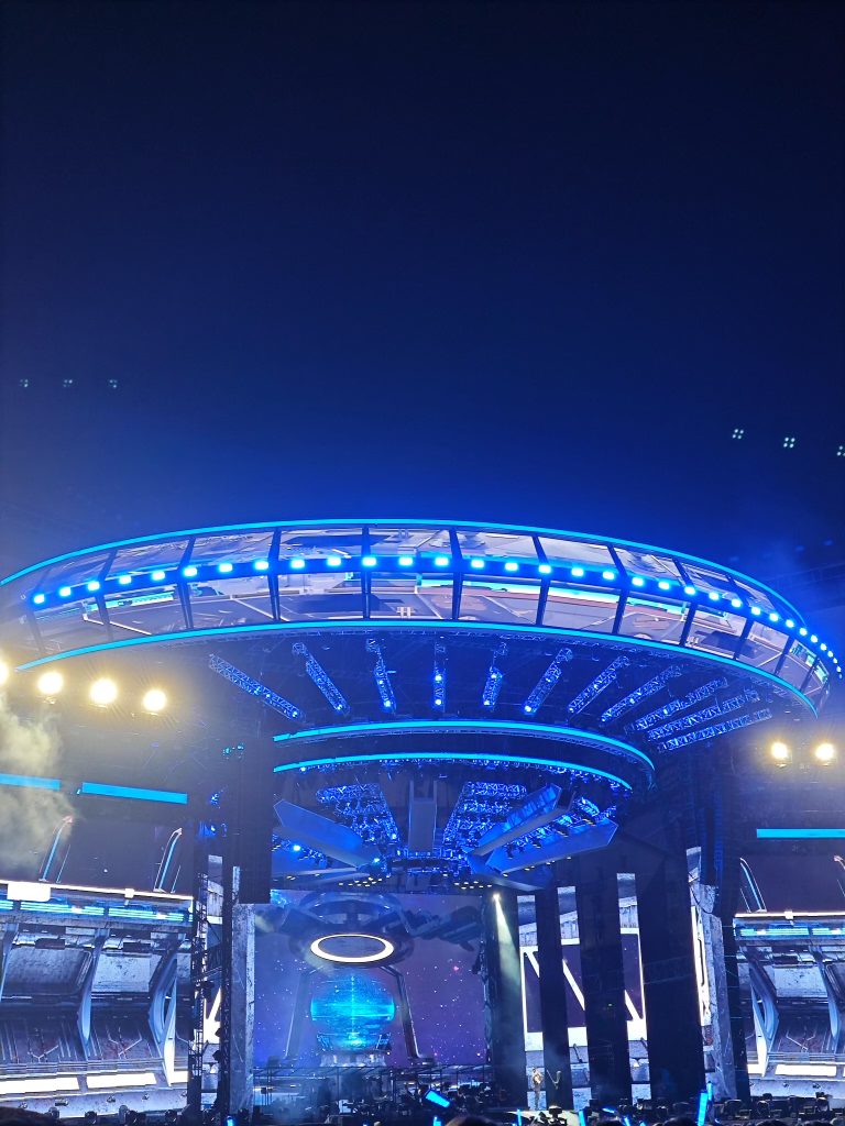 未来请多关照呀